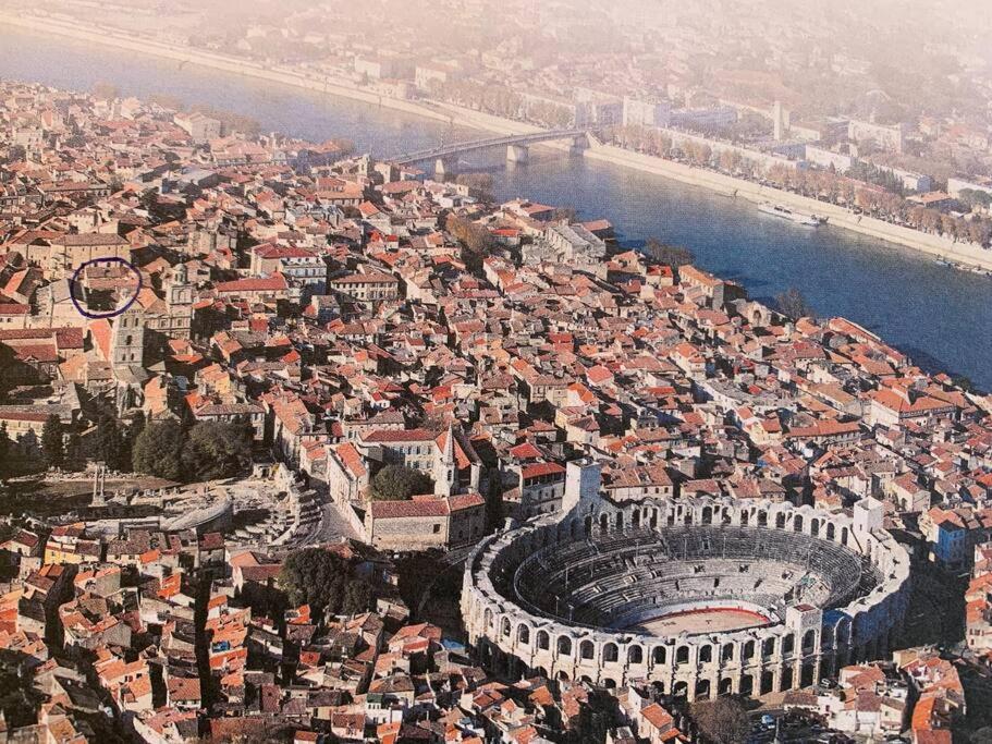 Capucines, Un Jardin Secret Dans Le Centre Historique Διαμέρισμα Αρλ Εξωτερικό φωτογραφία